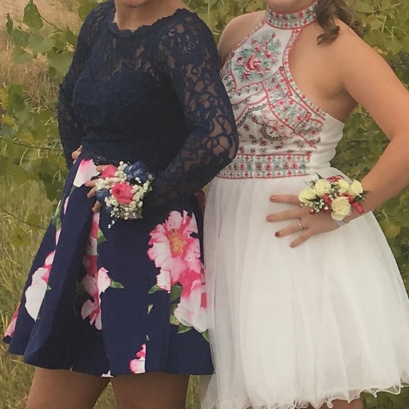 Homecoming 2-piece dress Size 1 - Picture 3 of 4